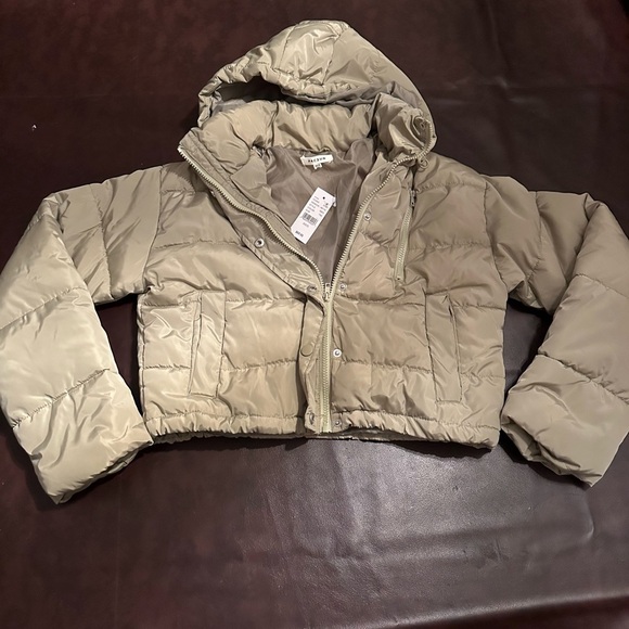 PacSun cropped puffer coat - Picture 1 of 9